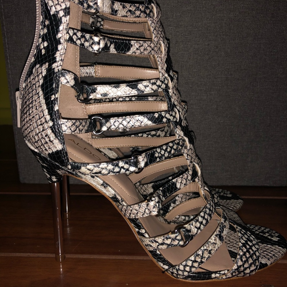 Aldo Brand snake skin cage style stilettos 👠